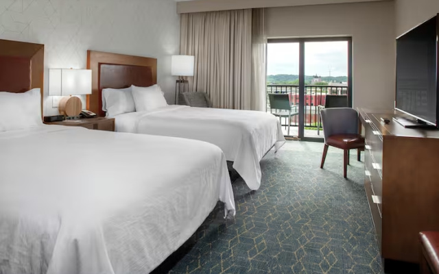 2 Rooms Quadruple Suite with balcony and with water view