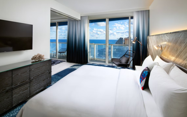 2 Bedrooms Fabulous Residential Suite with balcony