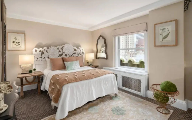 Conservatory Double Suite