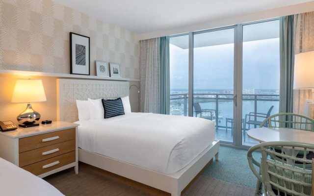 Deluxe room Intracoastal View
