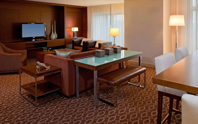 Deluxe Double Suite