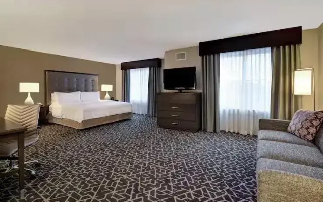 Hearing Accessible Double Studio Suite