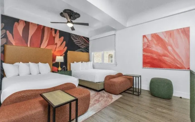 Twin room