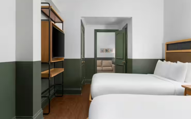 1 Bedroom Suite