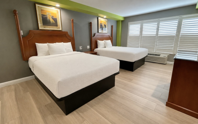 Quadruple room