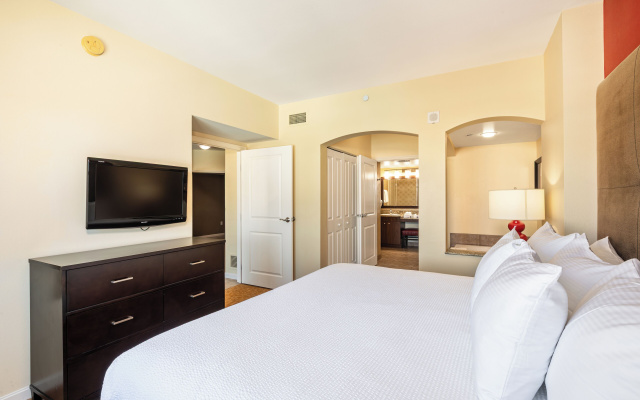 1 Bedroom Near Casino Double Suite