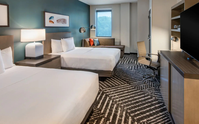 Den Quadruple room