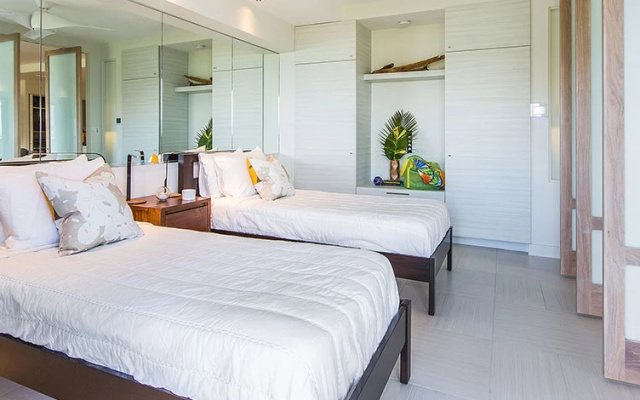 2 Bedrooms Premier Suite with ocean view
