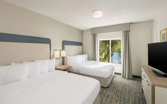 Quadruple Suite