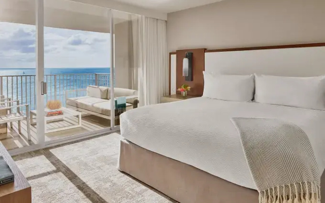 1 Bedroom Double Suite Beachside