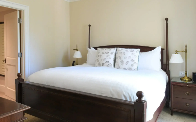 1 Bedroom Double Suite with forest view