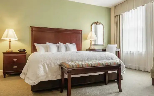 Mobility/Hearing Accessible room