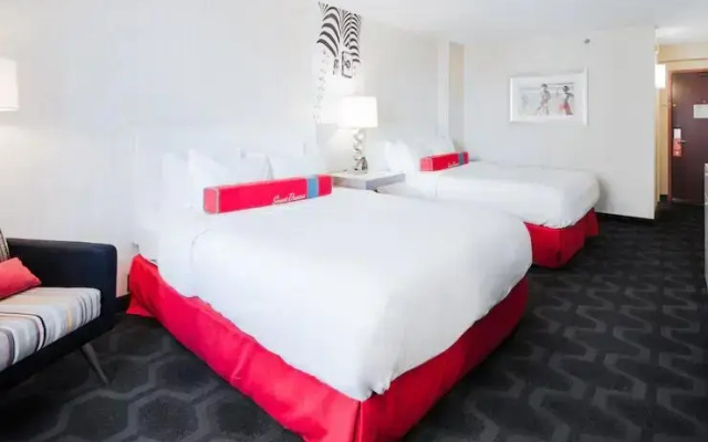 High Floor Quadruple room with mountain view