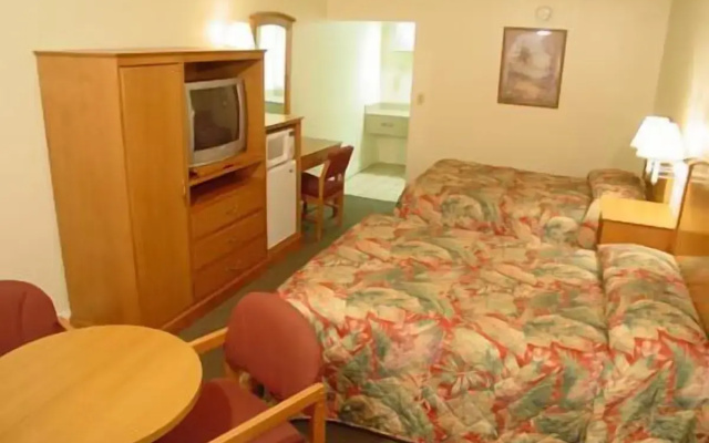 Quadruple Outside room