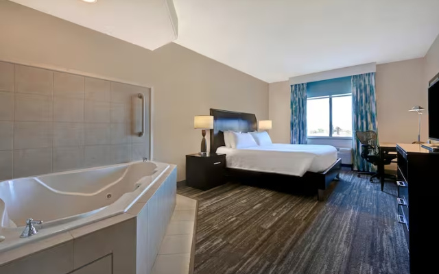 Whirlpool room