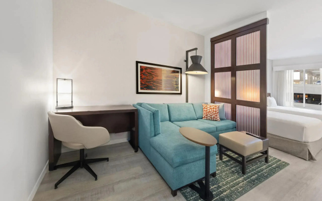 High Floor (with sofa bed) Twin room