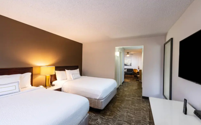 Twin Suite
