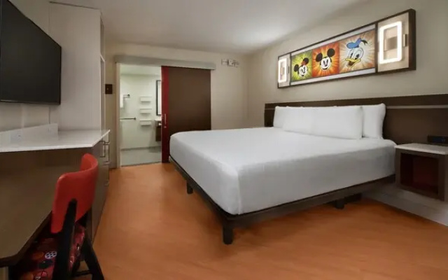 Standard Hearing Accessible Double room