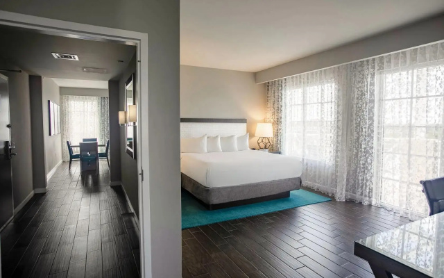 Presidential Junior Suite