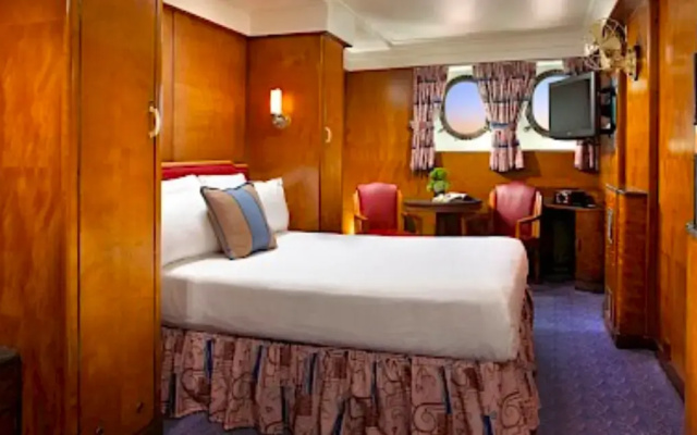 Mini Double Suite