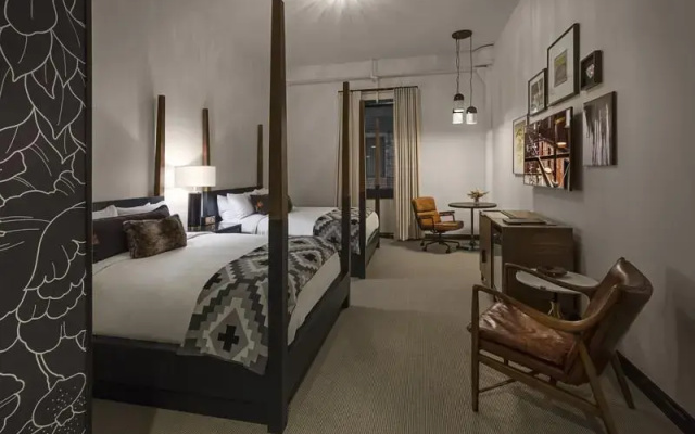 Atrium Quadruple room
