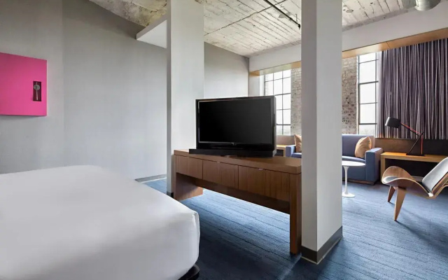 Savvy Suite