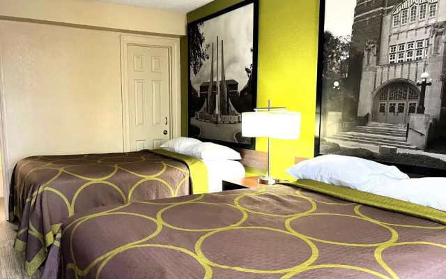 Quadruple room