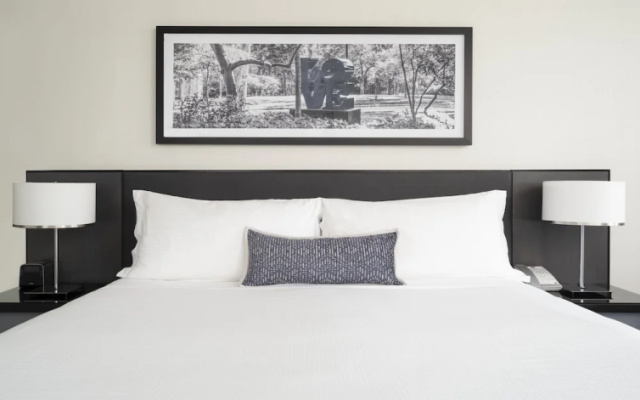 Luxury Corner Double Suite