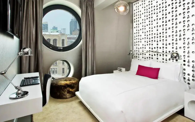 Platinum Pool Access Double Suite