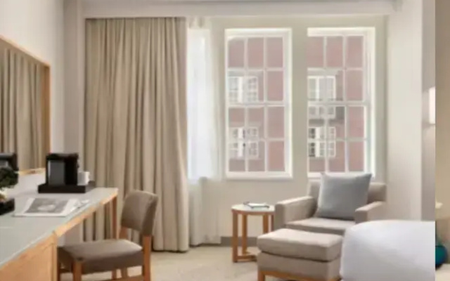 Classic Double room with partial ocean view