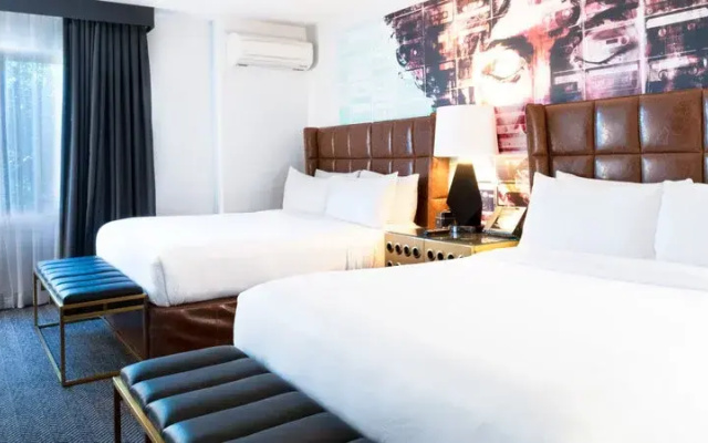 1 Bedroom Quadruple Residence