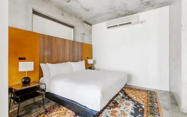 Double Accessible Suite
