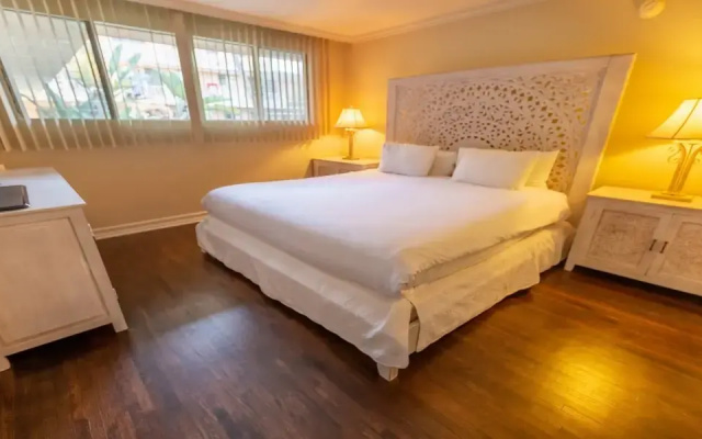 Suite Courtyard