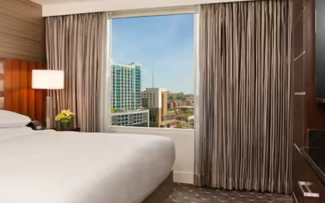 1 Bedroom Deluxe Double Suite