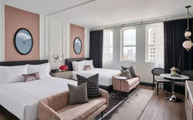 1 Bedroom Accessible Suite