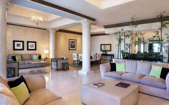 Penthouse Suite