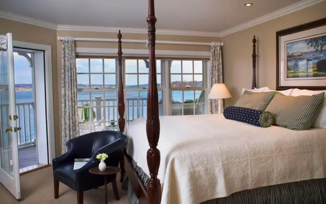 Luxury Double Suite with lake view