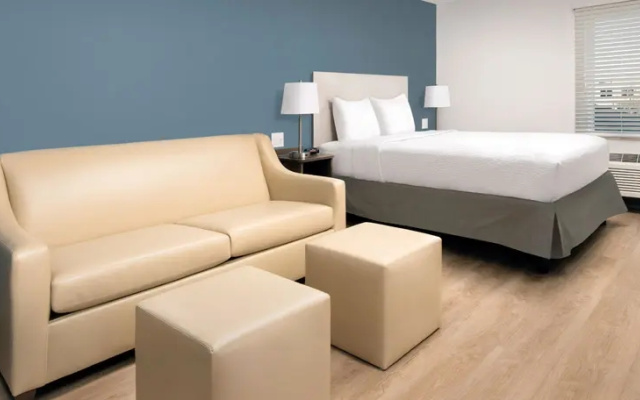 Accessible with Sofa Double Suite