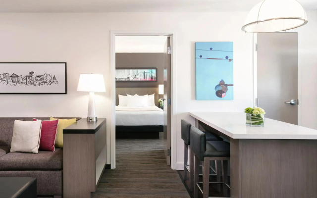 2 Bedrooms Suite with Kitchen and Sofa Bed
