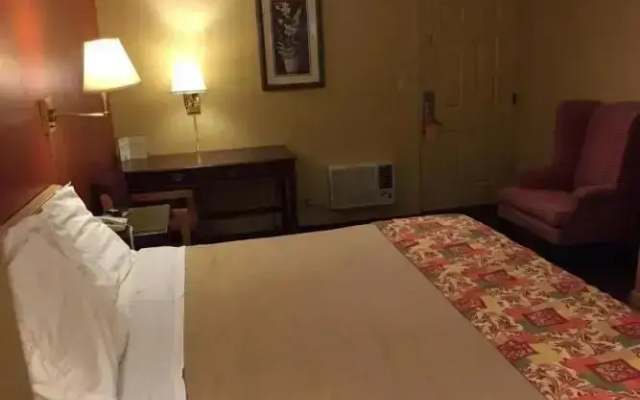 Double Square Spa room
