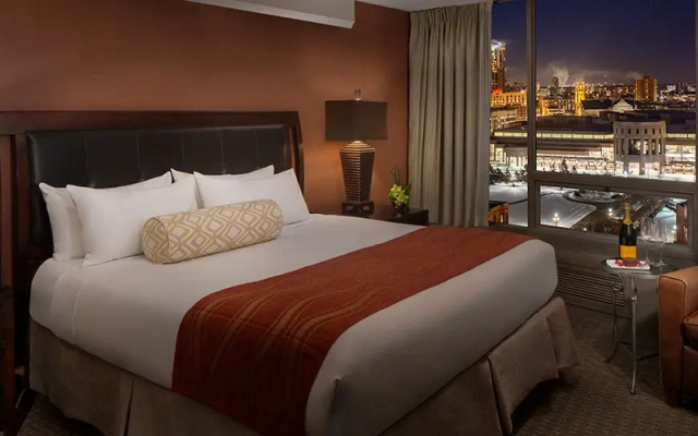 Nicollet Suite