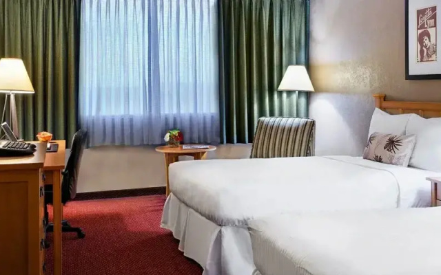 Club Quadruple room