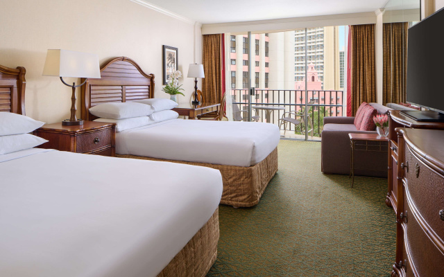 Twin room with ocean view