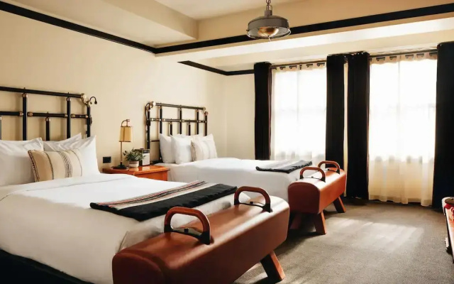 Quadruple room