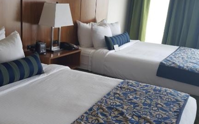 1 Bedroom Deluxe Quadruple Suite with balcony