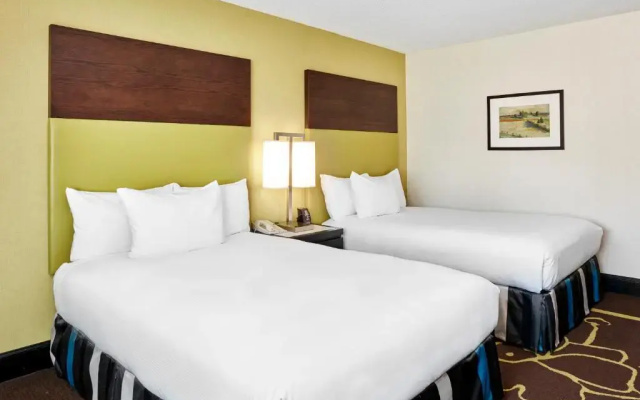 Twin Guest room