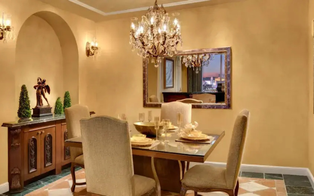 Napa Suite