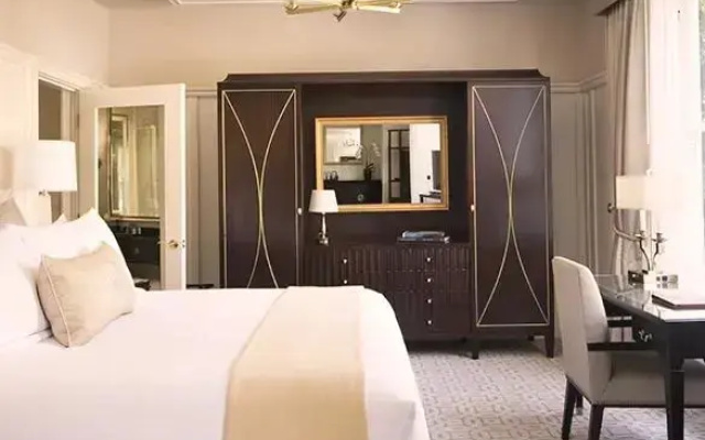 Neighborhood Double Suite