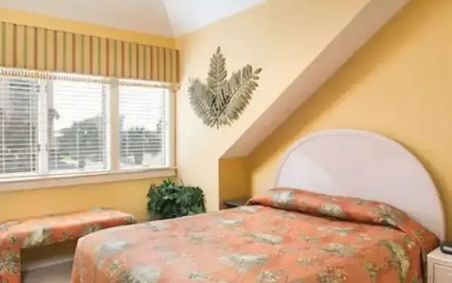 2 Bedrooms Windemere Villa