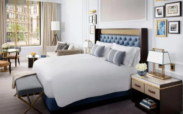 Executive Quadruple Club room